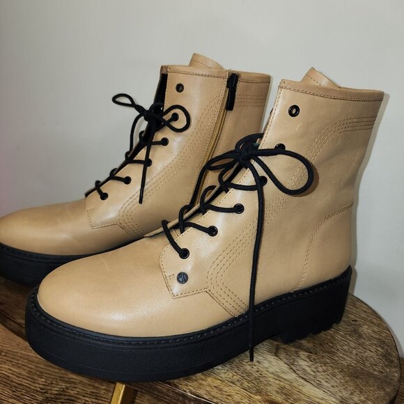 Tan Jensine Platform Lace-Up Zip Boot-Franco Sarta - Picture 4 of 8